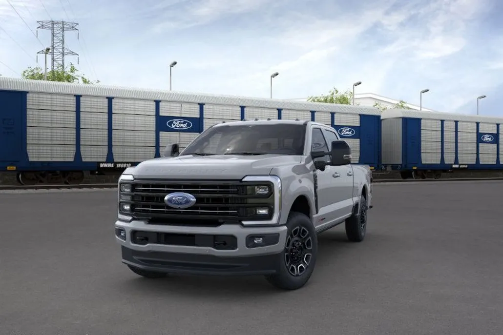 2025 Ford F-250 photo 1