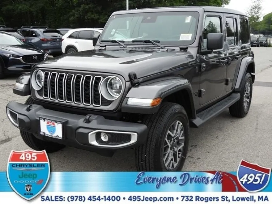 2025 Jeep Wrangler Sahara photo 1