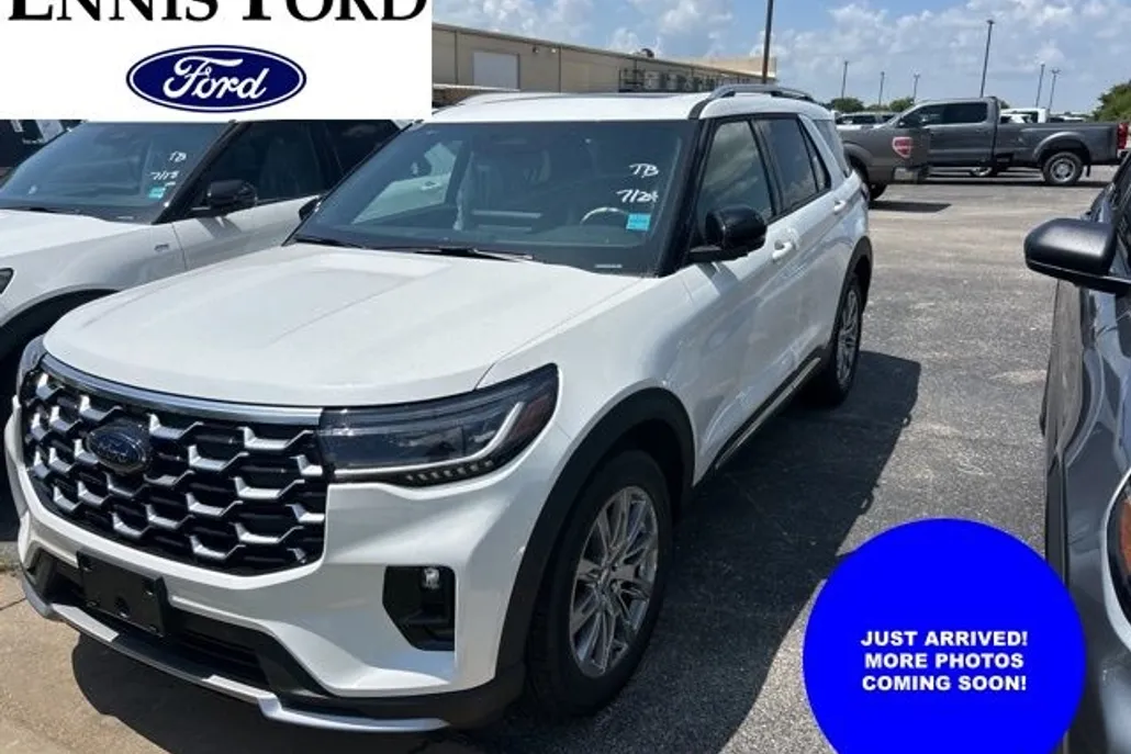 2025 Ford Explorer Platinum photo 1
