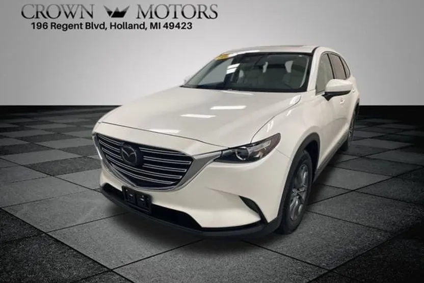 2023 Mazda CX-9 Touring photo 1
