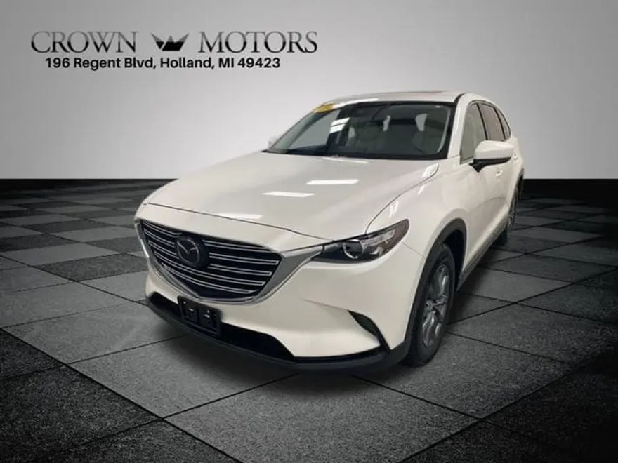 2023 Mazda CX-9 Touring photo 1