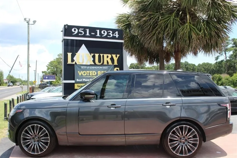 2019 Land Rover Range Rover HSE photo 1