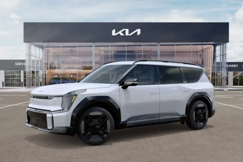 2026 Kia EV9 GT-Line photo 1