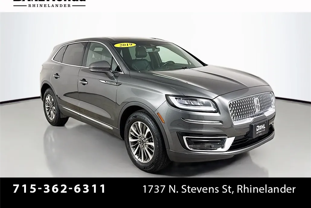 2019 Lincoln Nautilus Select photo 1