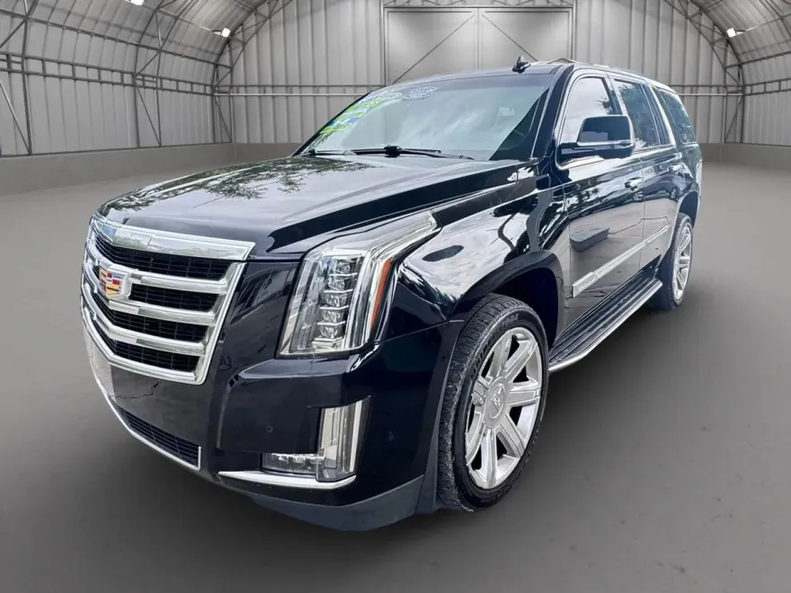 2019 Cadillac Escalade Luxury photo 1