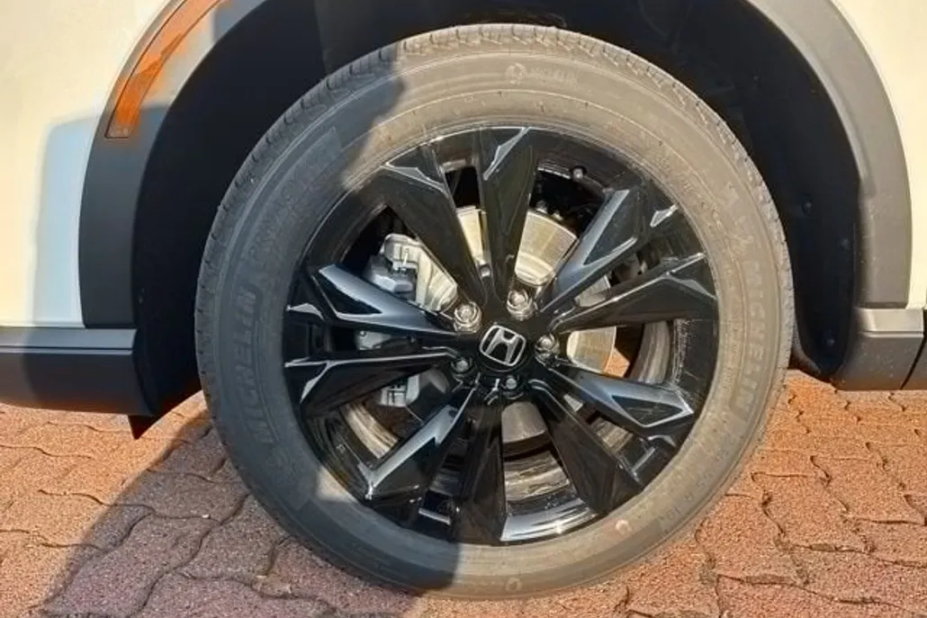 2026 Honda CR-V Hybrid Sport Touring photo 1