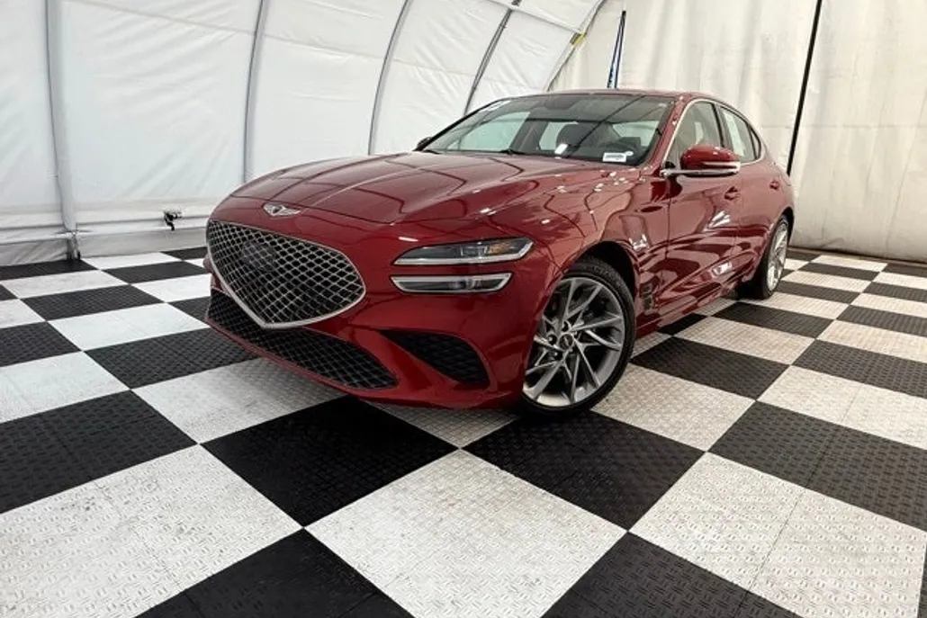 2022 Genesis G70 2.0T photo 1