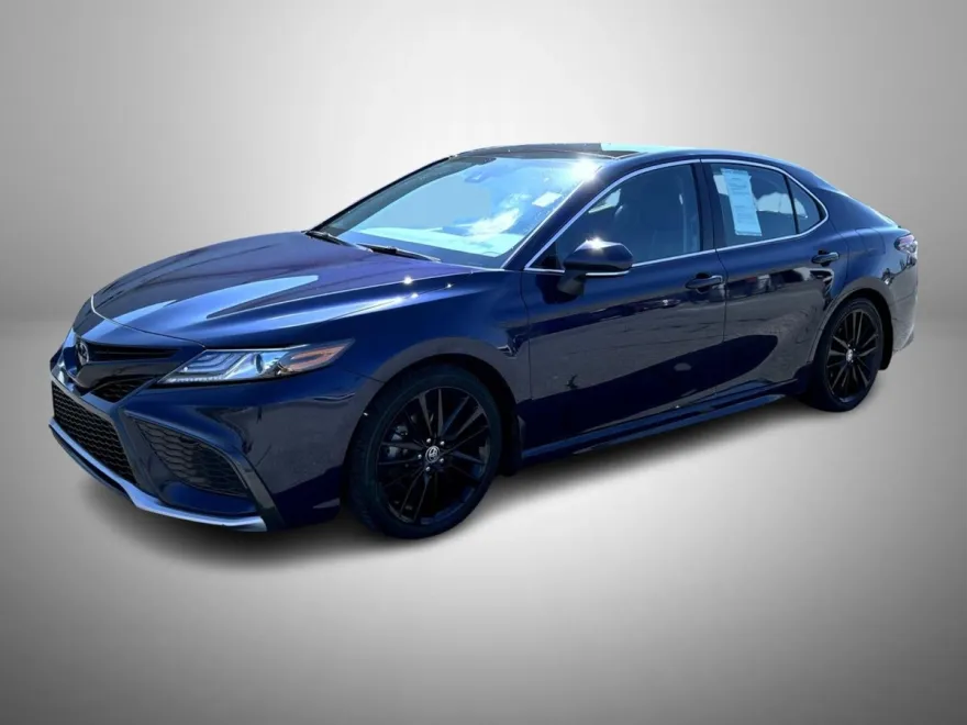 2022 Toyota Camry XSE photo 1