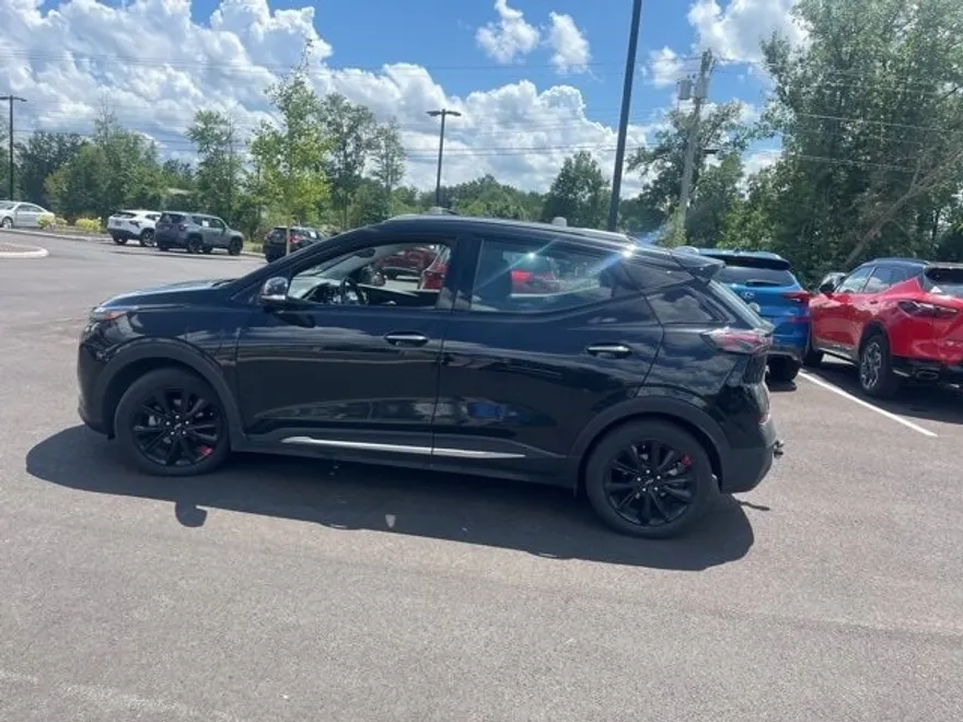 2023 Chevrolet Bolt EUV Premier photo 1