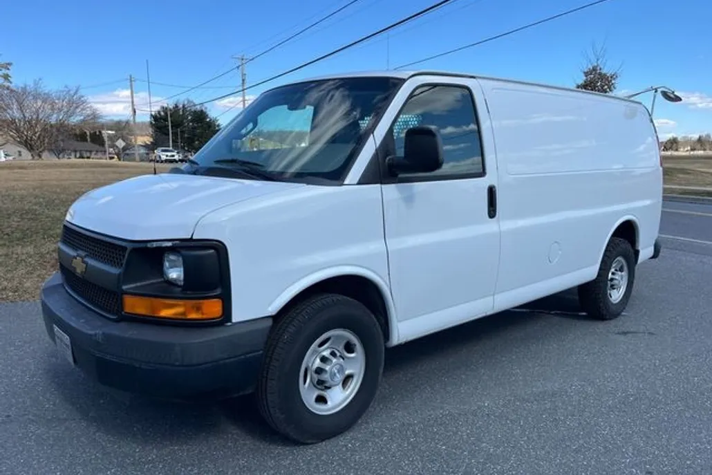 2016 Chevrolet Express Cargo Van photo 1