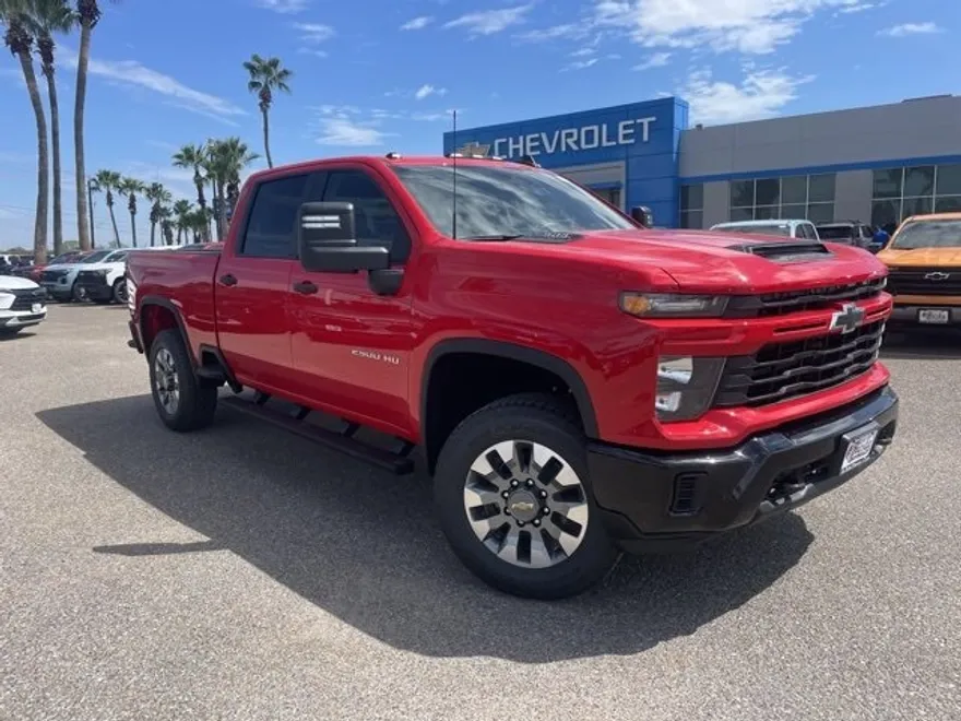 2026 Chevrolet Silverado 2500HD Custom photo 1