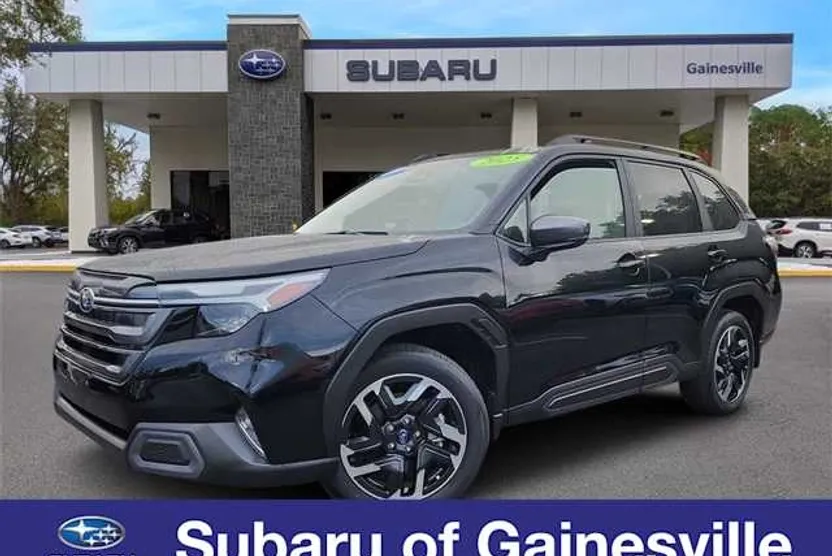 2025 Subaru Forester Limited photo 1