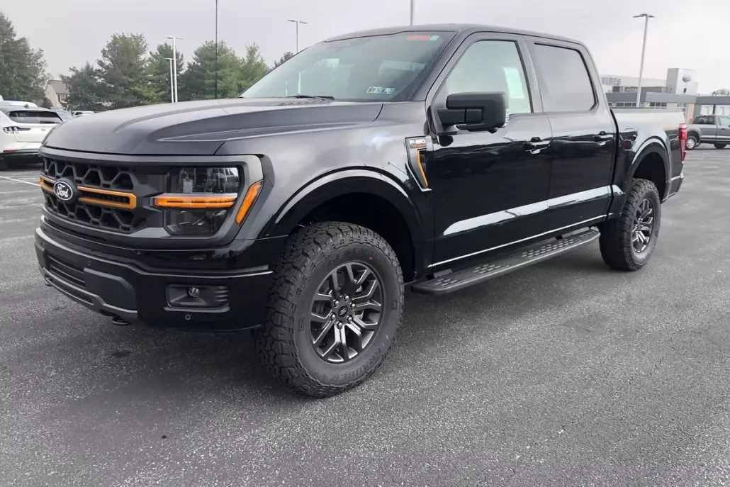 2025 Ford F-150 Tremor photo 1