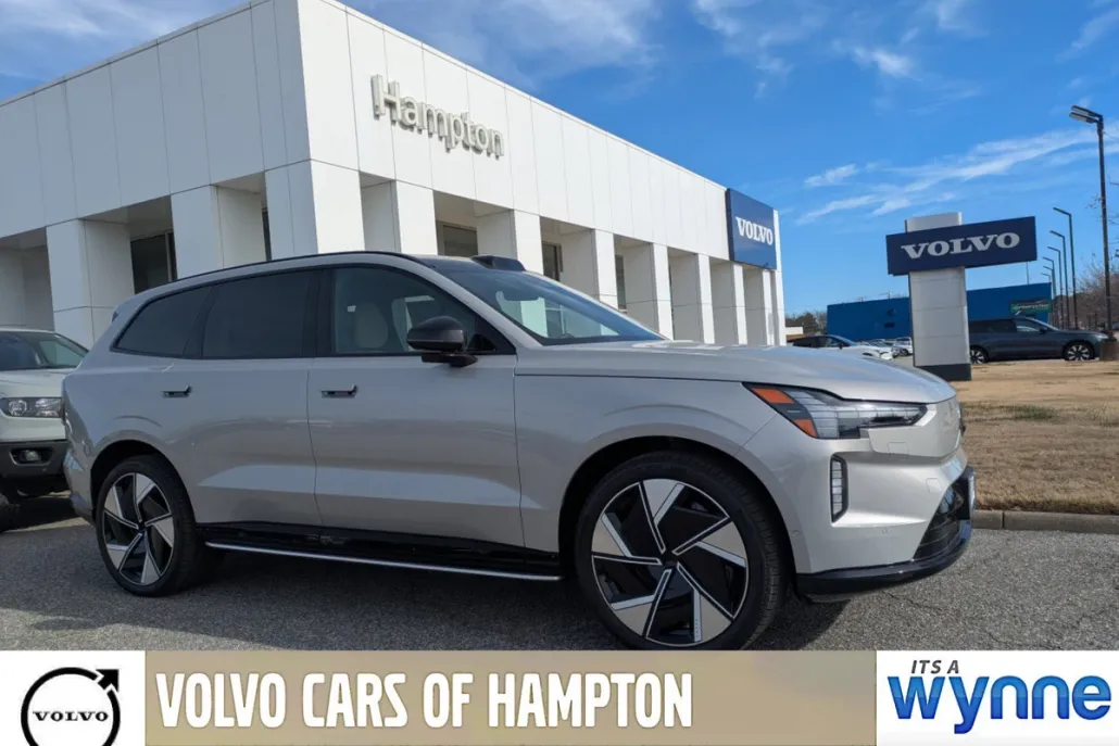 2025 Volvo EX90 Twin Motor Ultra photo 1
