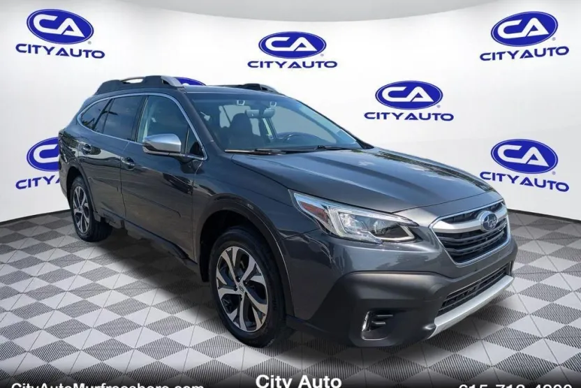 2021 Subaru Outback Touring photo 1