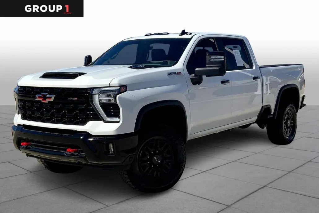 2024 Chevrolet Silverado 2500HD ZR2 photo 1