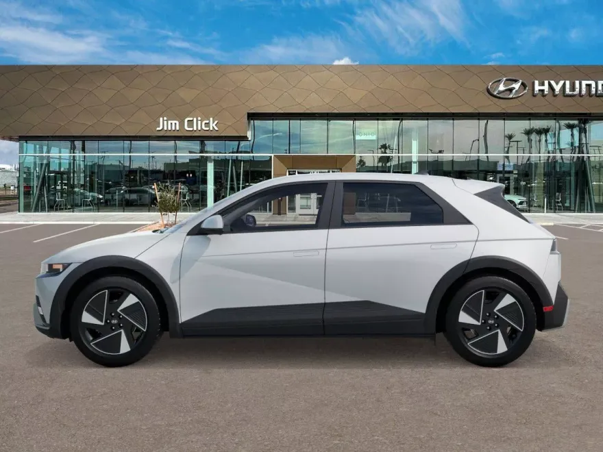 2025 Hyundai Ioniq 5 SE photo 1