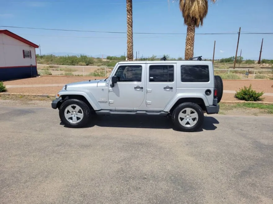 2011 Jeep Wrangler Unlimited Sahara photo 1