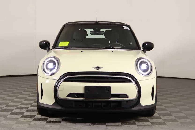 2023 Mini Cooper Convertible photo 1