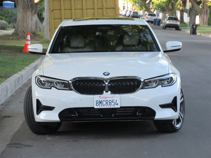 2019 Bmw 330i photo 1
