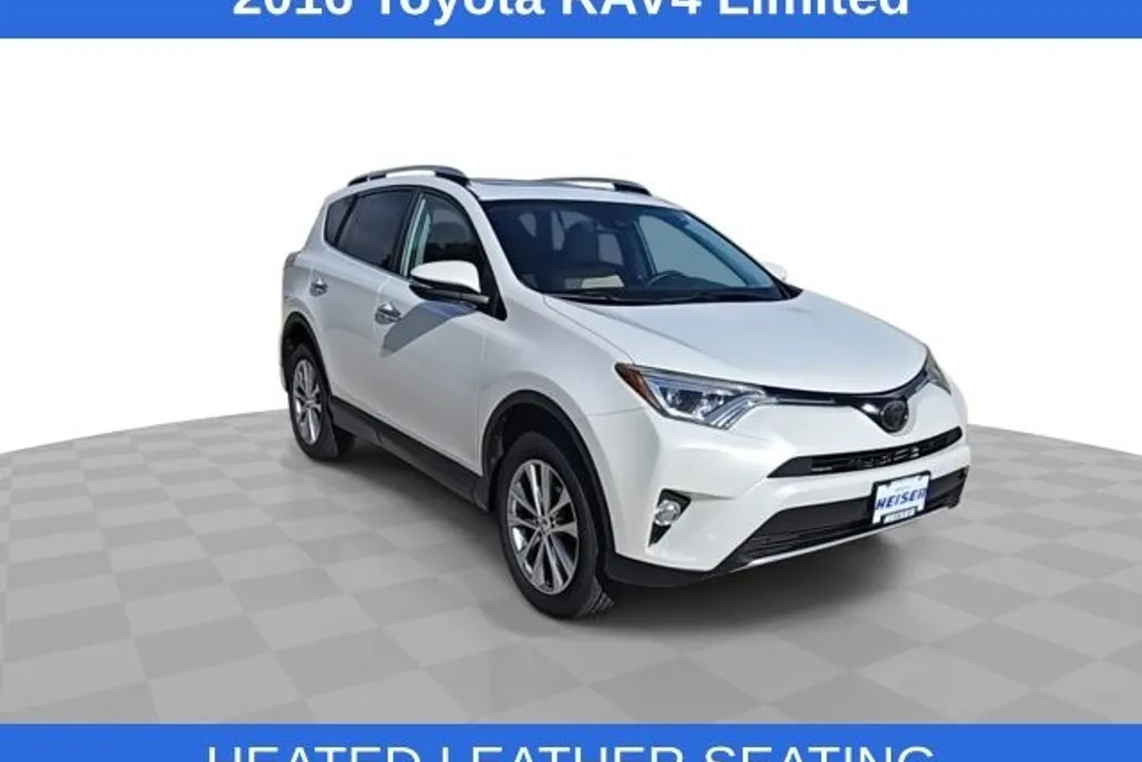 2016 Toyota RAV4 Limited photo 1