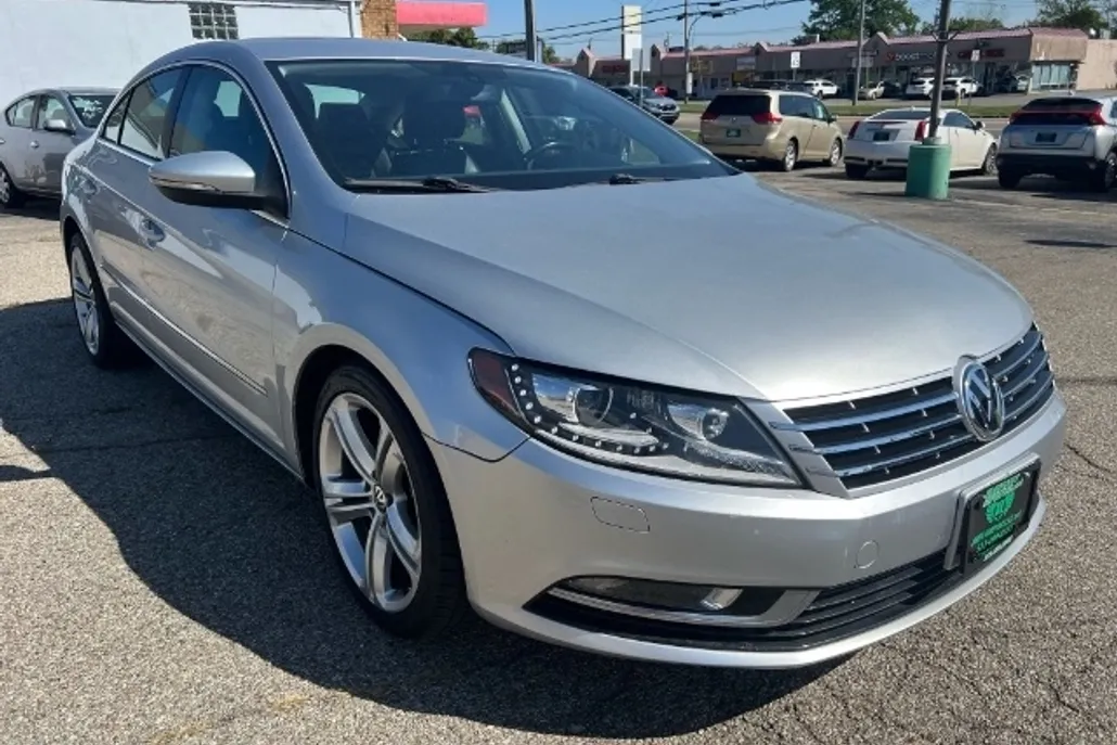2013 Volkswagen CC 2.0T Sport photo 1