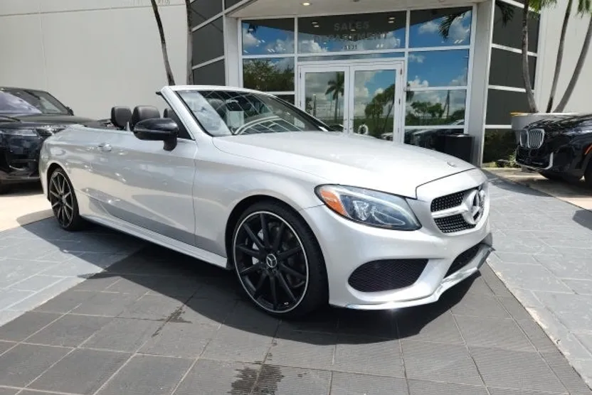 2018 Mercedes Benz C 300 photo 1
