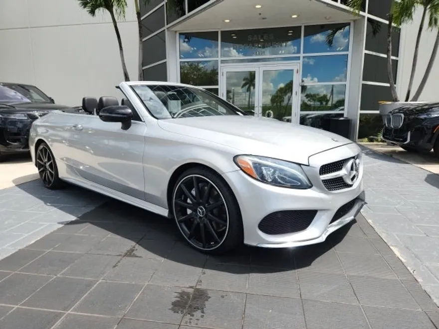 2018 Mercedes Benz C 300 photo 1