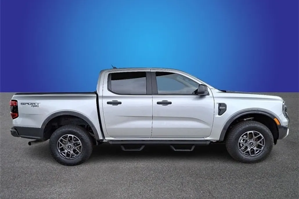 2024 Ford Ranger XLT photo 1