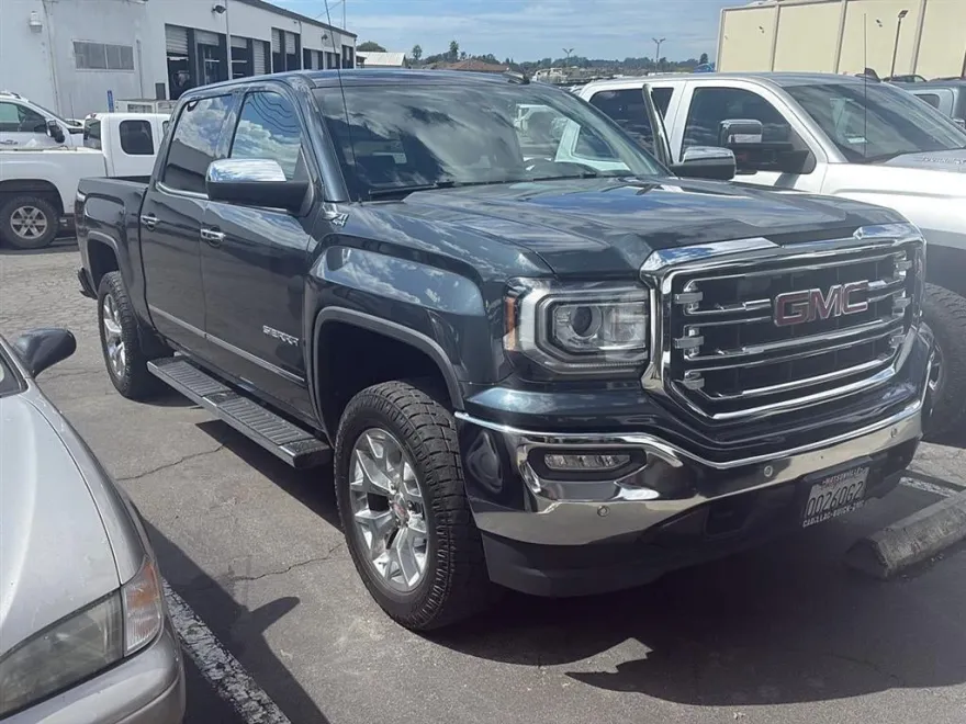 2017 Gmc Sierra 1500 SLT photo 1