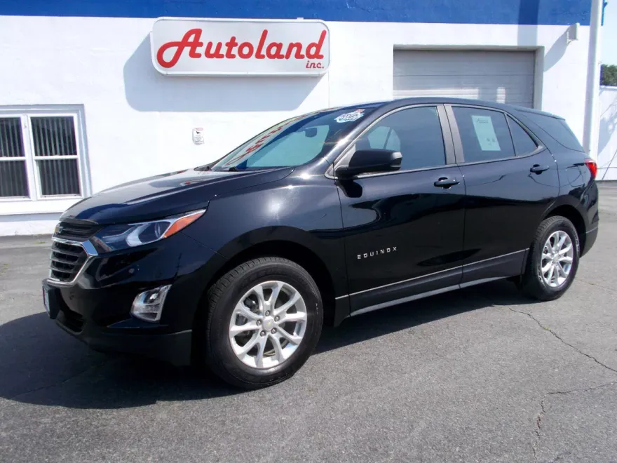 2021 Chevrolet Equinox LS photo 1