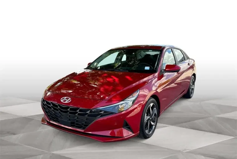2023 Hyundai Elantra SEL photo 1