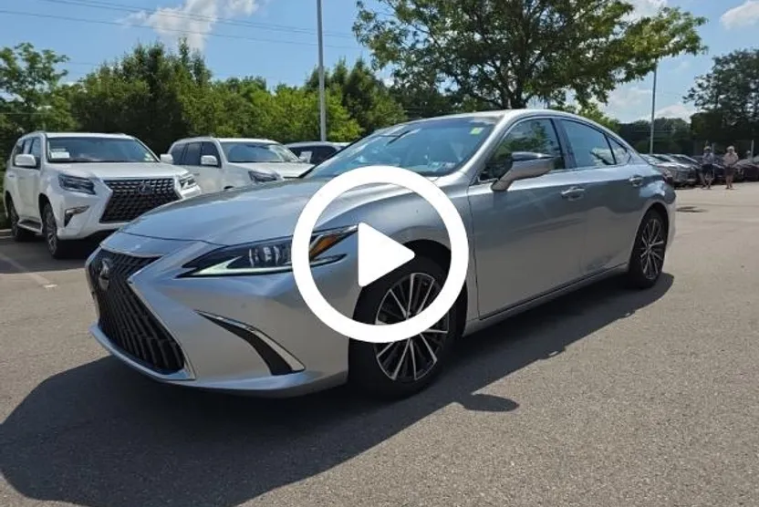 2024 Lexus ES 300h Premium photo 1
