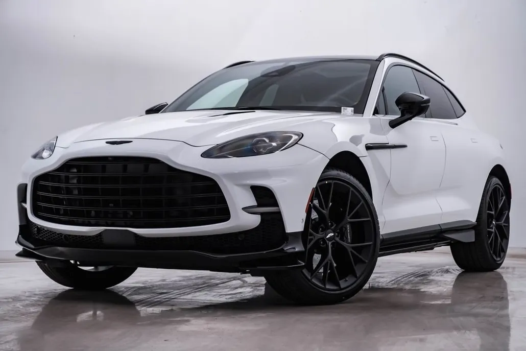 2025 Aston Martin DBX AM8 DBX707 photo 1