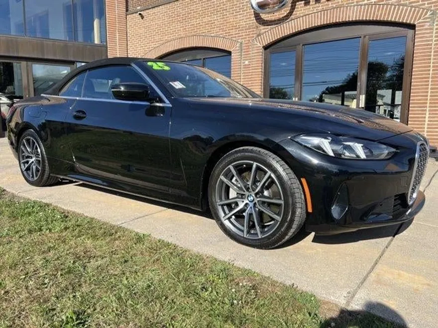 2025 Bmw 430i xDrive Convertible photo 1