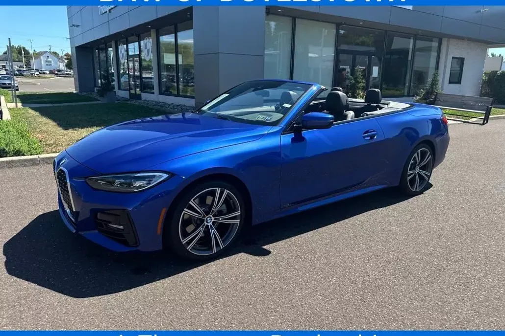 2023 Bmw 430i xDrive Convertible photo 1