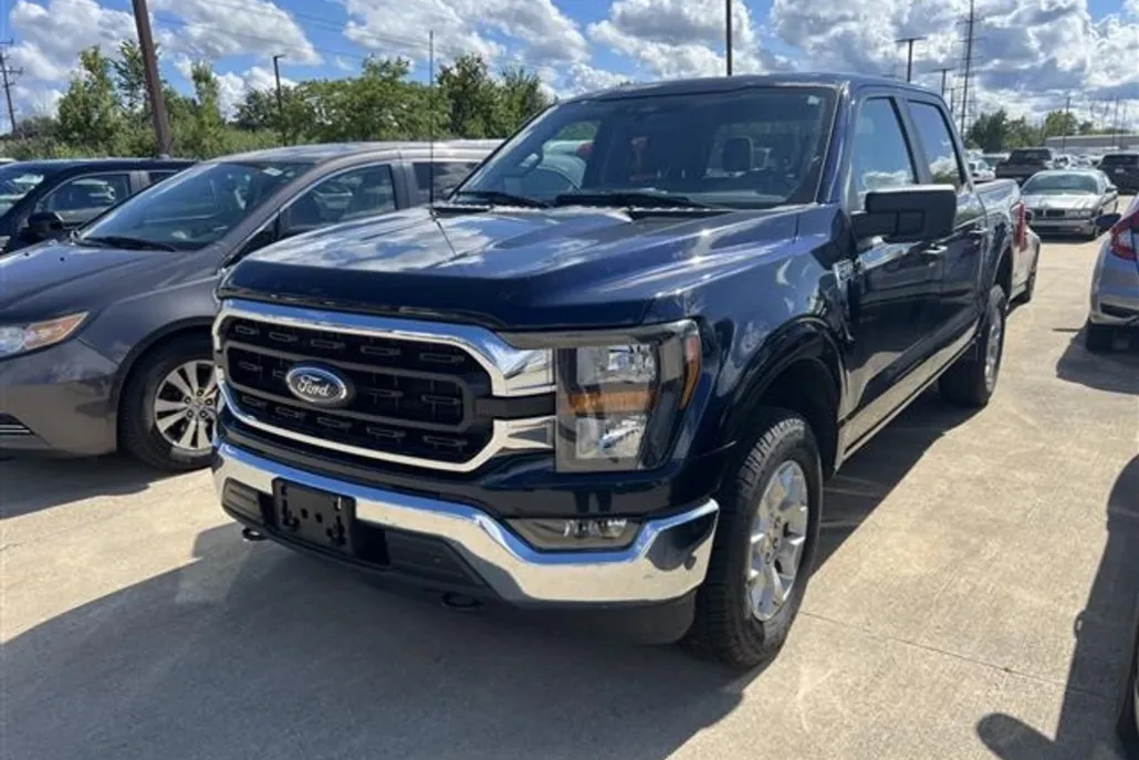 2023 Ford F-150 XLT photo 1