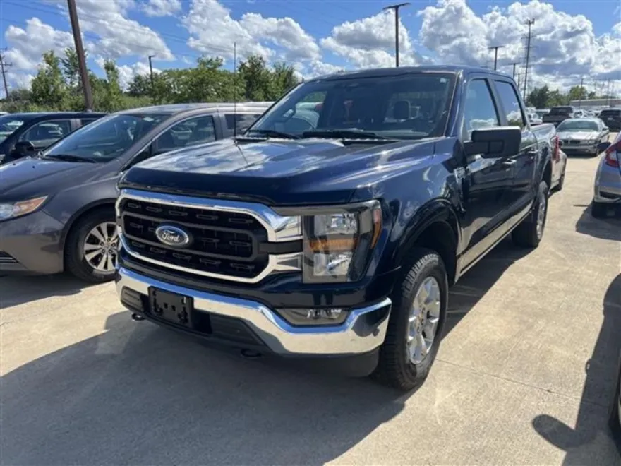 2023 Ford F-150 XLT photo 1