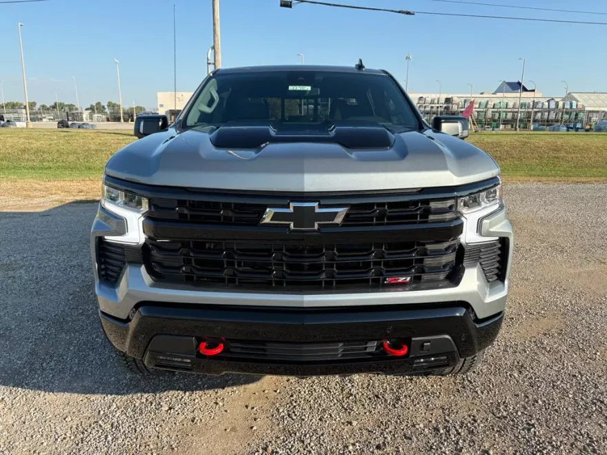 2026 Chevrolet Silverado 1500 LT Trail Boss photo 1