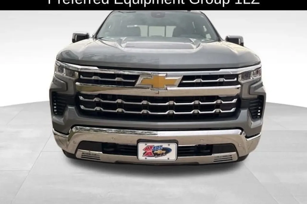 2025 Chevrolet Silverado 1500 LTZ photo 1