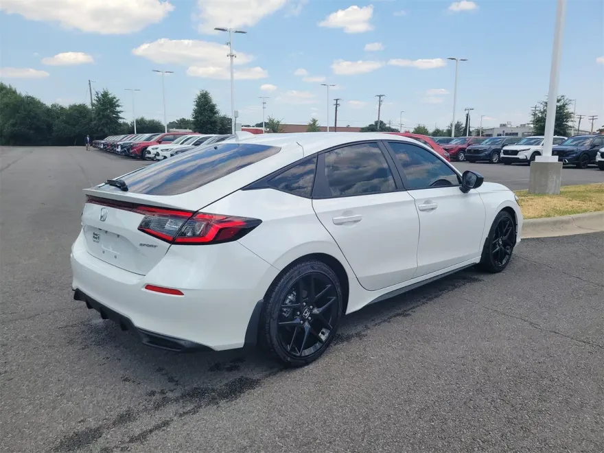 2025 Honda Civic Sport photo 1