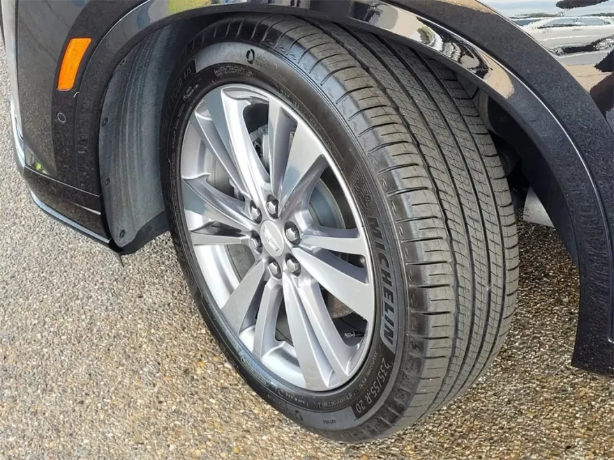 2024 Cadillac XT6 Premium Luxury photo 1