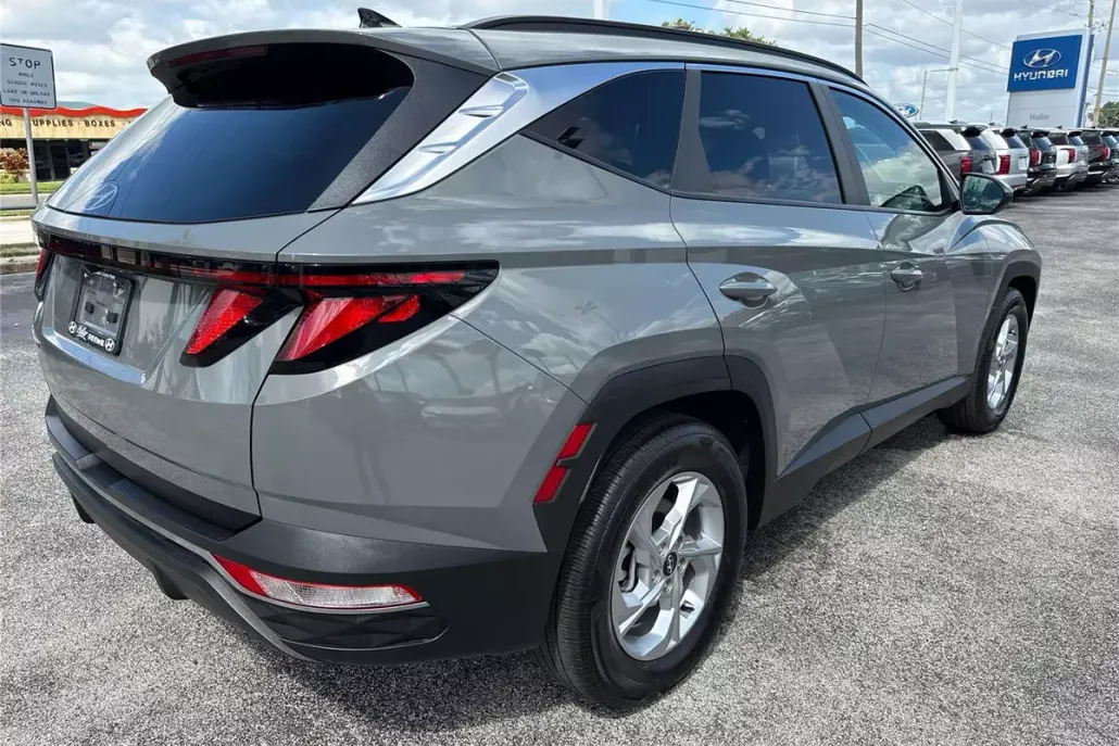 2024 Hyundai Tucson SEL photo 1