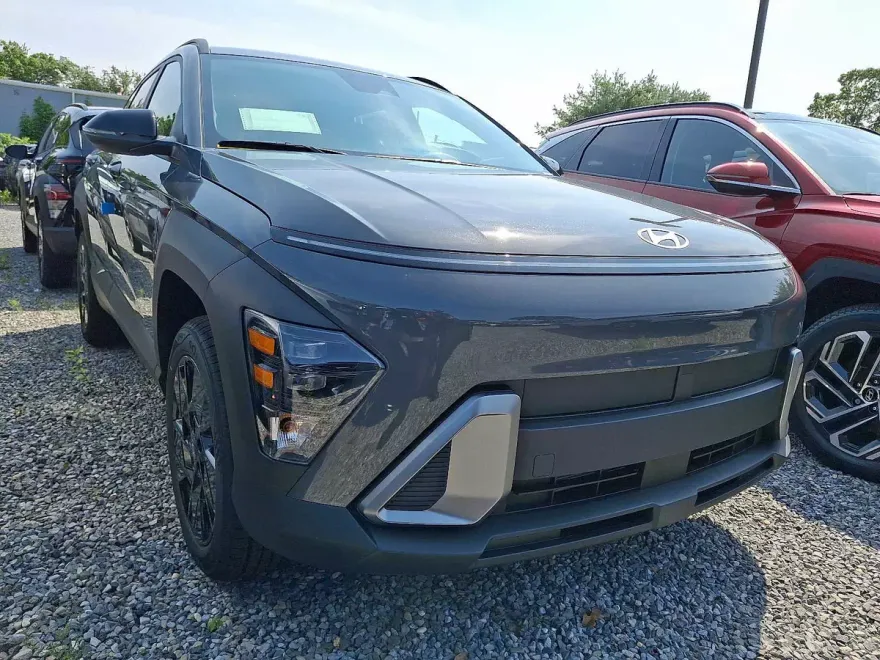 2026 Hyundai Kona SEL photo 1