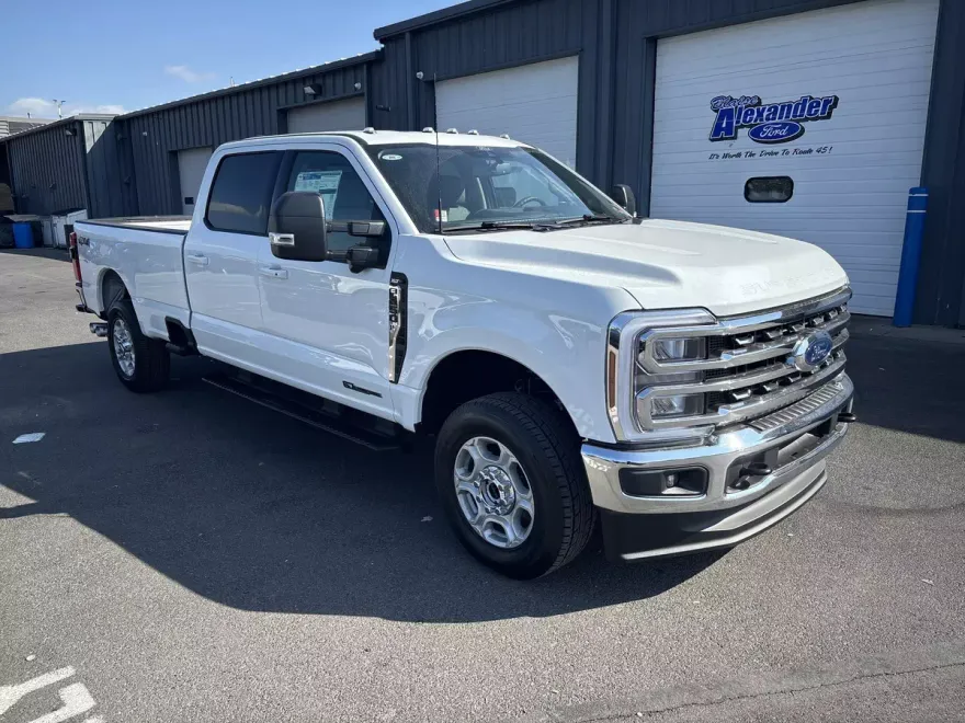 2026 Ford F-250 XLT photo 1