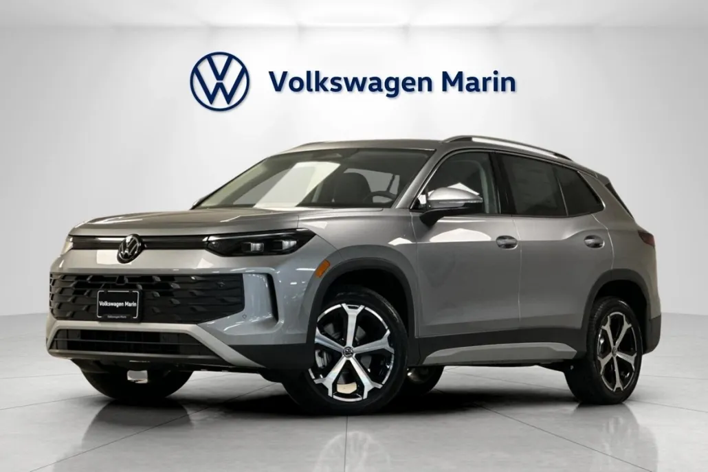 2025 Volkswagen Tiguan SE photo 1