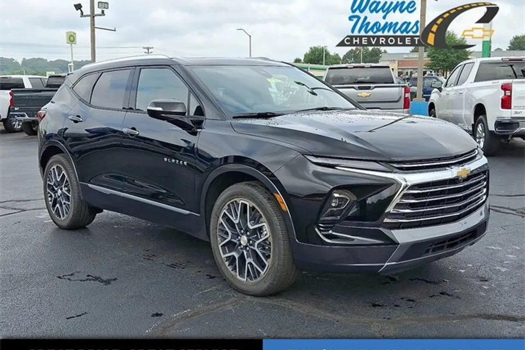 2025 Chevrolet Blazer Premier photo 1