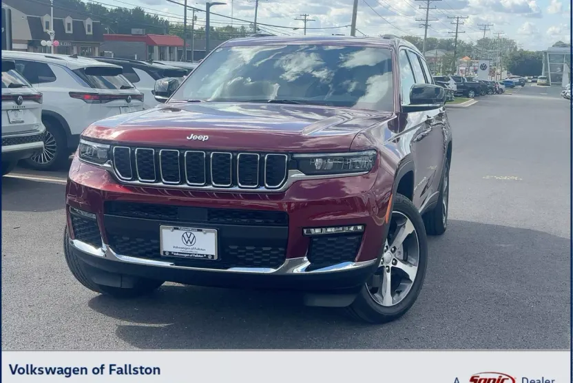 2025 Jeep Grand Cherokee Limited photo 1