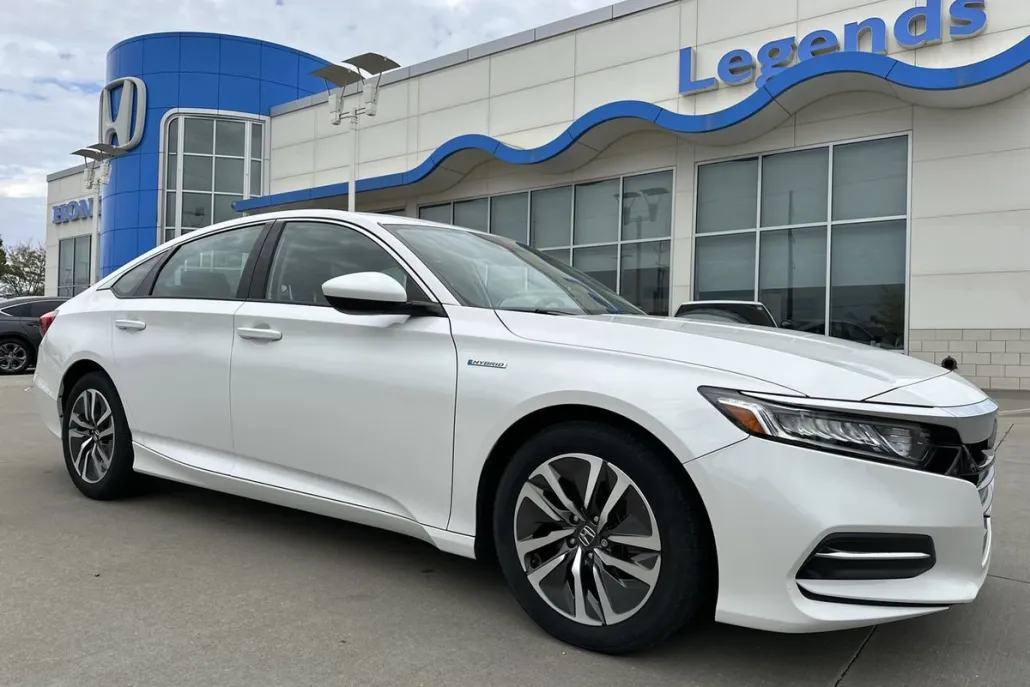 2019 Honda Accord Hybrid photo 1