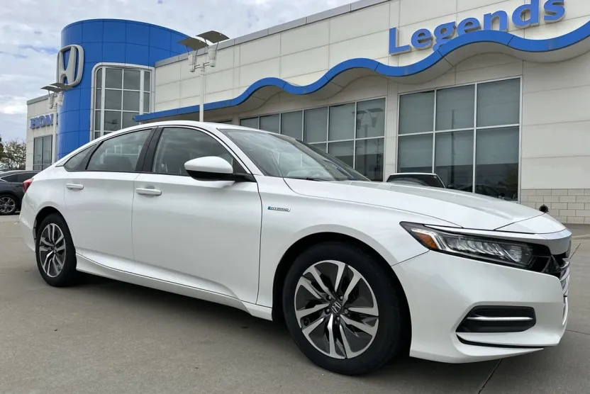 2019 Honda Accord Hybrid photo 1